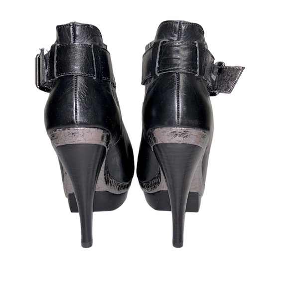 STEVE MADDEN | Mainst‎ Leather Peep Toe Booties Black Silver Snakeskin 6M - Picture 8 of 16